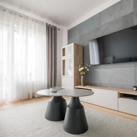 Seaside Baltica Tower & Parking By Alqueen Apartament